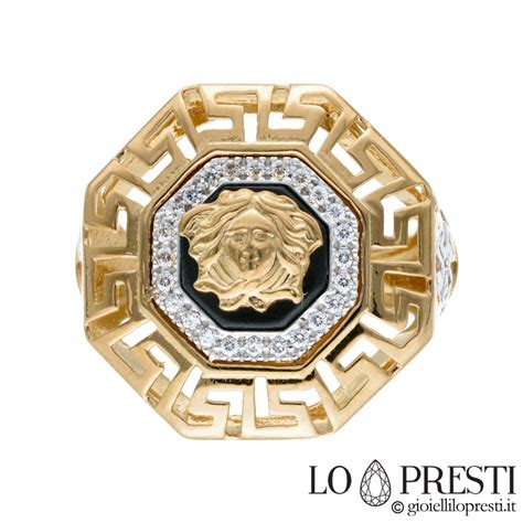 ciondolo oro uomo versace|Anello La Maschera in Oro .